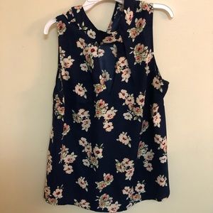 Floral mock neck tank top with V-cutout